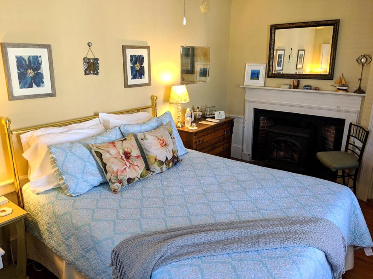 Elms Of Camden Bed & Breakfast Екстериор снимка