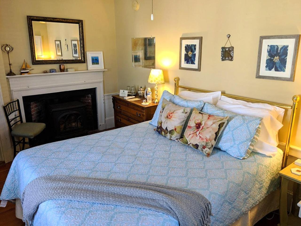 Elms Of Camden Bed & Breakfast Екстериор снимка
